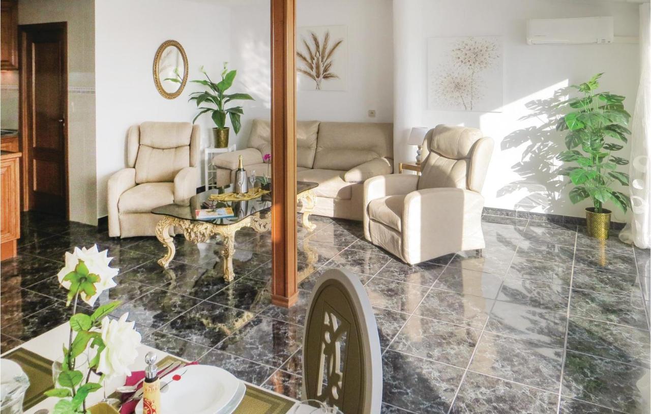 2 Bedroom Stunning Apartment In Torrevieja Bagian luar foto